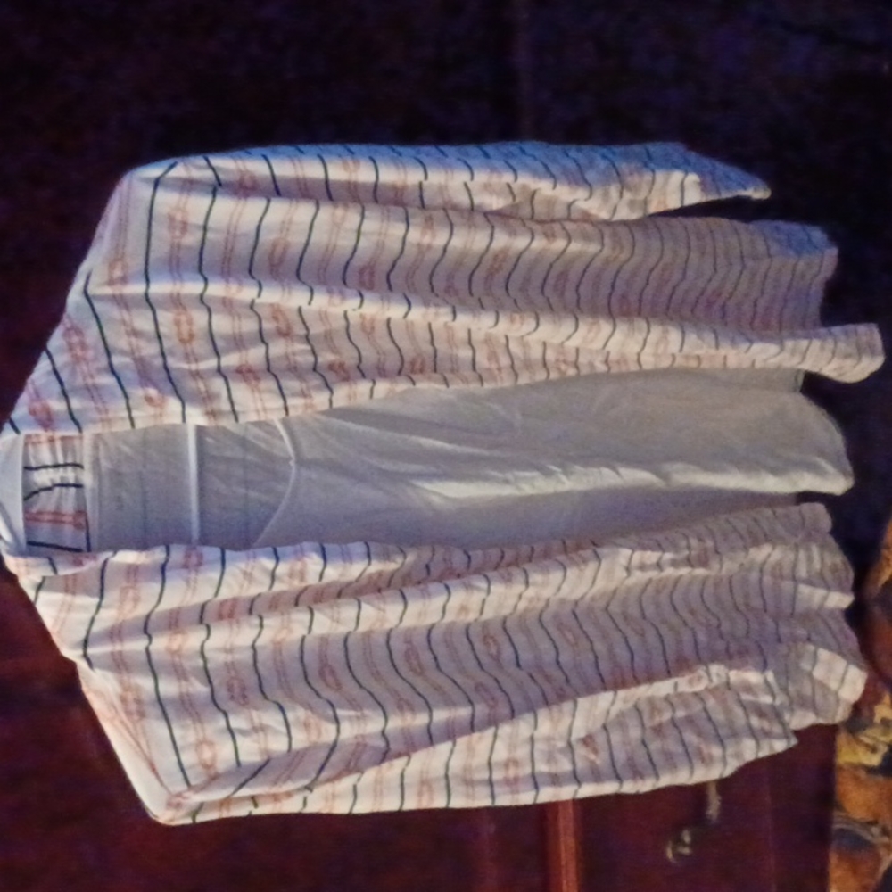 Kim Roger's woman's shirt